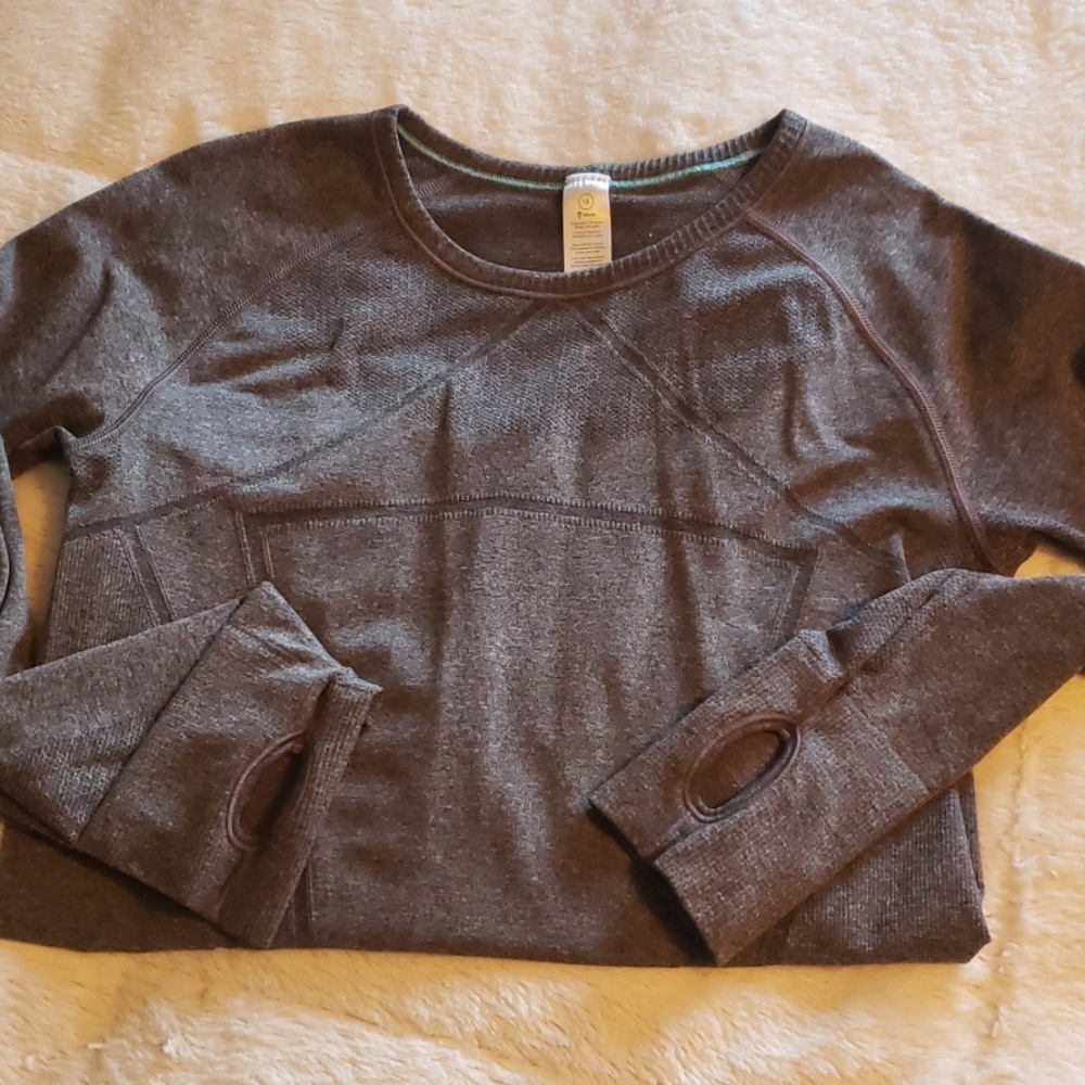 Girls Ivivva long sleeve shirt